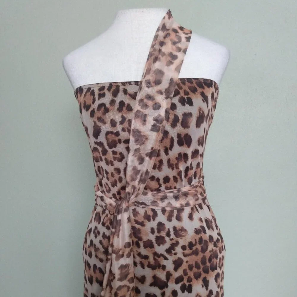 PrettyLittleThing Leopard Print Bodycon Mini Dress Size 8 - Picture 4 of 5